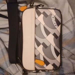 A coach cross over purse